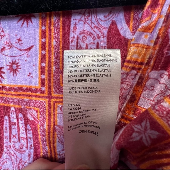 Urban Outfitters Boho Pink Patchwork Wrap Top Balloon Sleeve Crop Blouse M - Picture 5 of 6